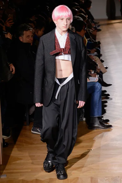 Look 1